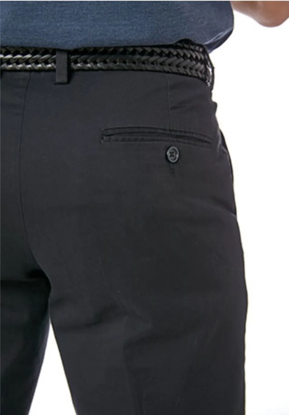 City Club's Chino Ariel Short