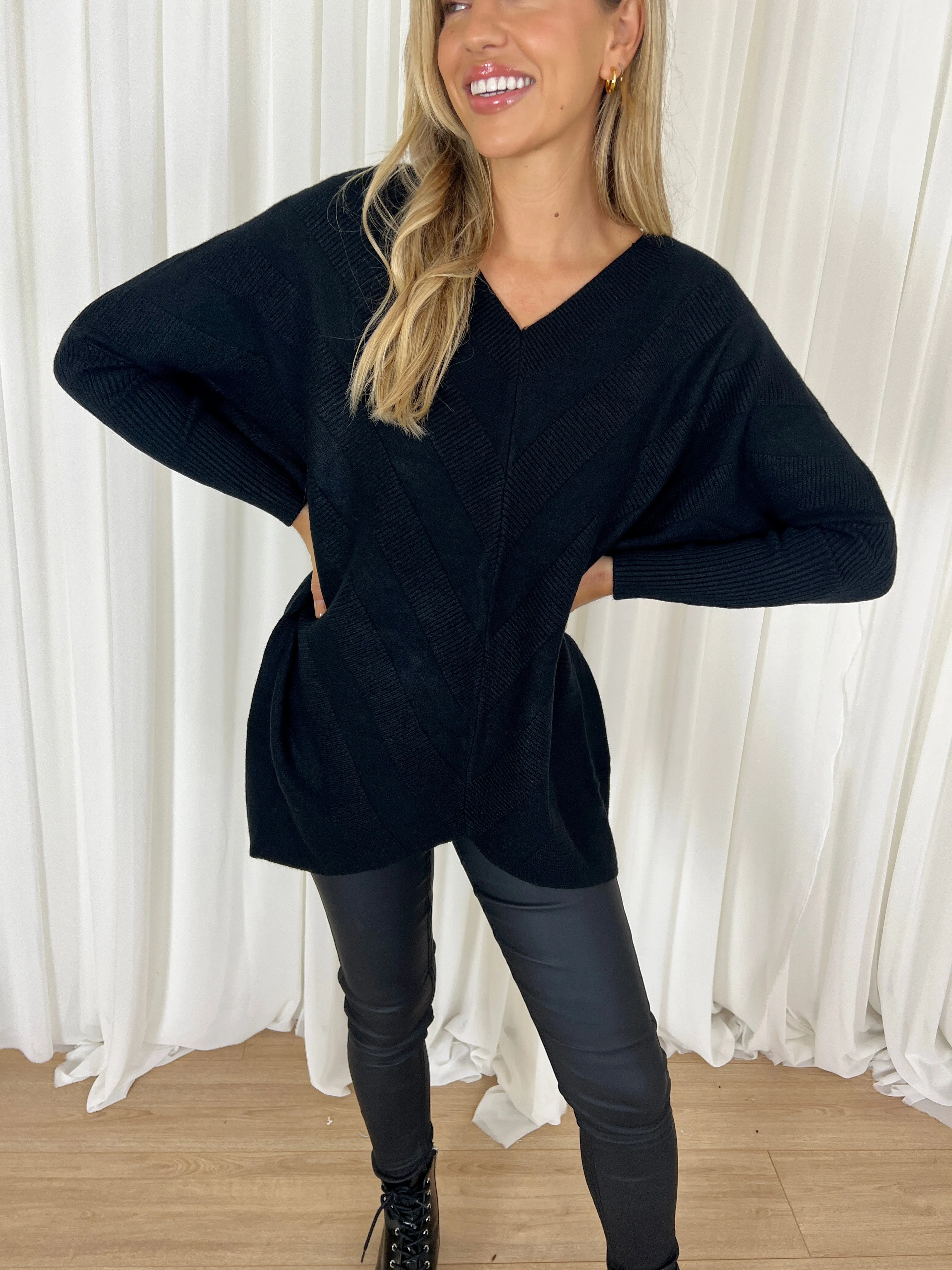 Joanna Zig Zag Jumper / Black