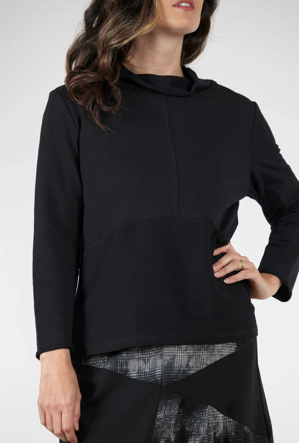 Ocean Front-Pocket Pullover, Black